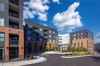 50 Executive Park S in Atlanta, GA - Building Photo - Building Photo