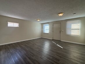 206 Grady St in Fayetteville, NC - Building Photo - Building Photo