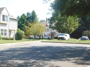 10483 Campus Way S in Upper Marlboro, MD - Building Photo - Building Photo