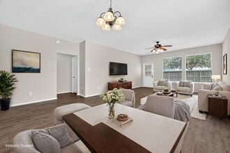 7219 Anaquitas Creek Ct in Richmond, TX - Building Photo - Building Photo