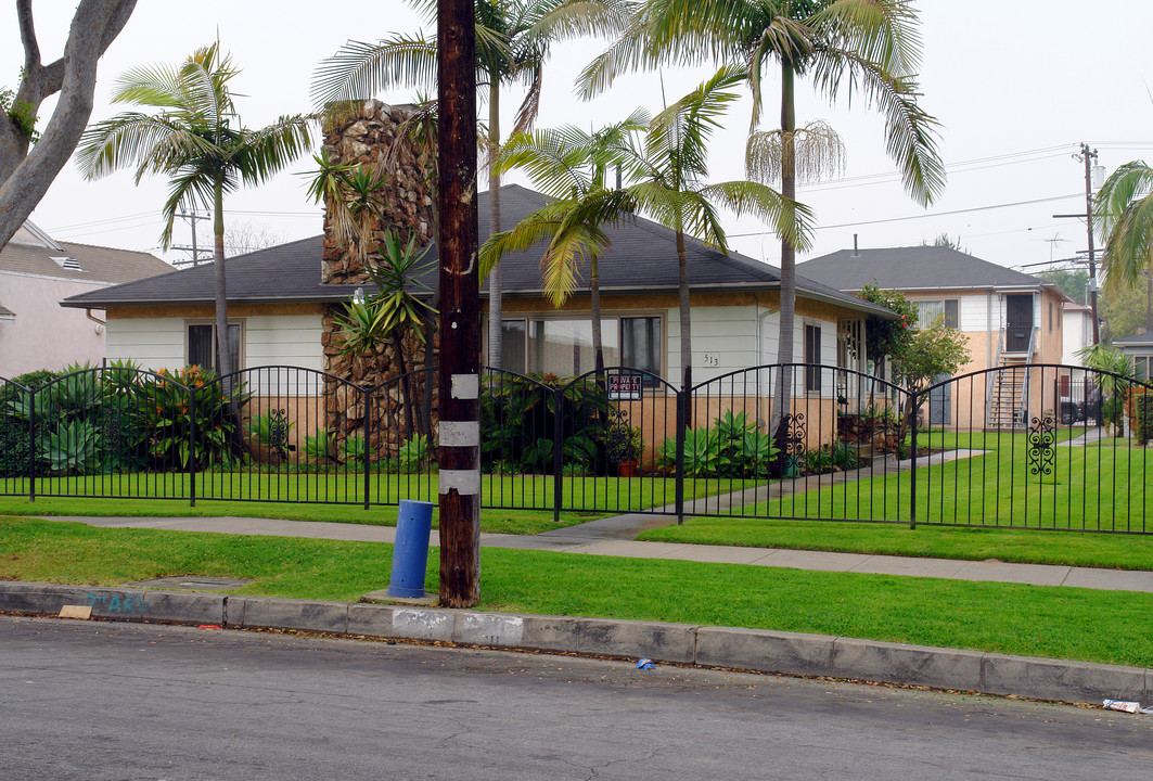 513 S Osage Ave in Inglewood, CA - Building Photo