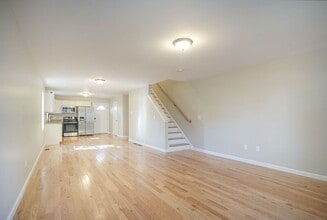 20 Healey St in Springfield, MA - Building Photo - Building Photo