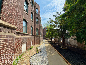 3843 N Greenview Ave, Unit 3E in Chicago, IL - Foto de edificio - Building Photo