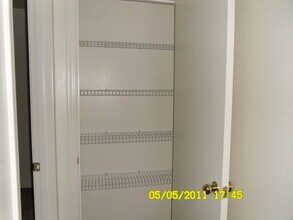 11320 W Brittlewood Dr in Phoenix, AZ - Building Photo - Building Photo