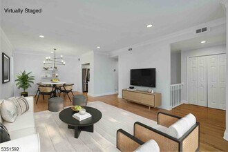 22 Franklin Pl-Unit -B3 in Morristown, NJ - Building Photo - Building Photo