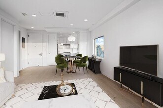 42-44-44 Crescent St in Queens, NY - Building Photo - Building Photo