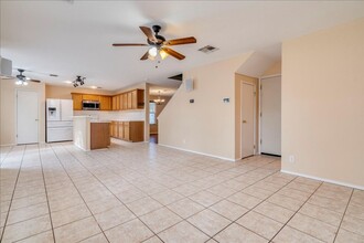 1924 Summer Rain Dr in Cedar Park, TX - Building Photo - Building Photo
