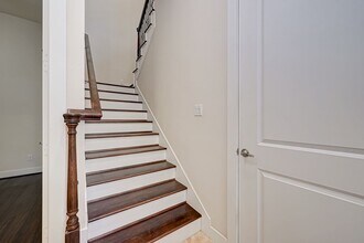 36 N Hutcheson St in Houston, TX - Building Photo - Building Photo