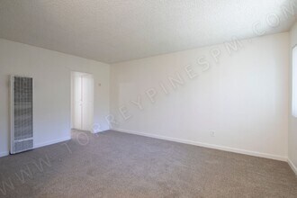 4853 Orchard Ave-Unit -01 in San Diego, CA - Building Photo - Building Photo