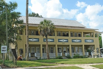 East Graves Avenue Apartments in Orange City, FL - Foto de edificio - Building Photo