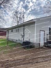 1720 Cambridge Dr in Chattanooga, TN - Building Photo - Building Photo