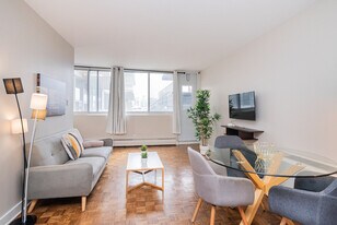 3630 Promenade Sir-William-Osler, Unit SI ID1261797P in Montréal, QC - Building Photo
