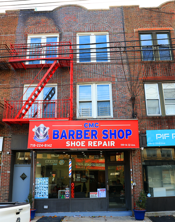 19914 32nd Ave in Flushing, NY - Building Photo