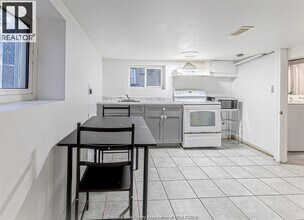 191 Erie St E in Windsor, ON - Building Photo - Building Photo