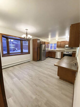3201 Rabbit Creek Rd in Anchorage, AK - Building Photo - Building Photo