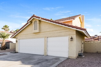 7462 Puritan Ave in Las Vegas, NV - Building Photo - Building Photo