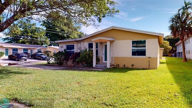 4716 SW 33rd Ave in Fort Lauderdale, FL - Building Photo - Building Photo