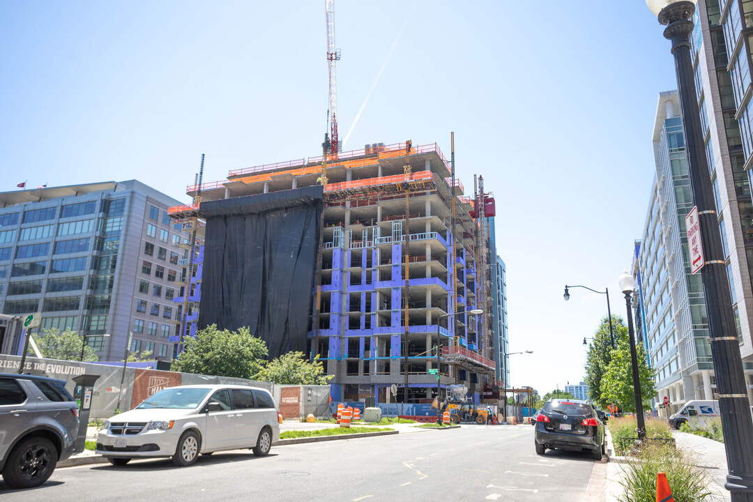 Kennedy on L in Washington, DC - Foto de edificio