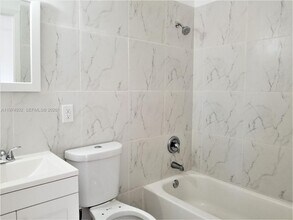 50 W 4th St in Hialeah, FL - Building Photo - Building Photo