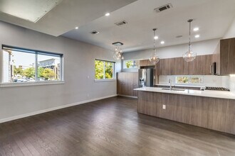 4977 Zuma Ct in Dallas, TX - Building Photo - Building Photo