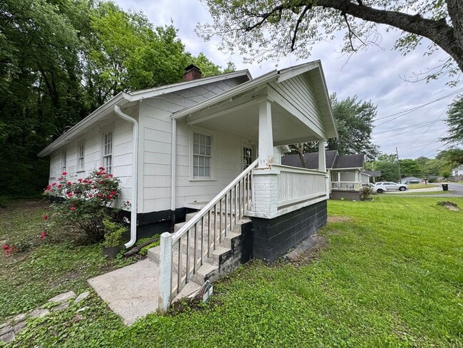 property at 102 Earl Ln