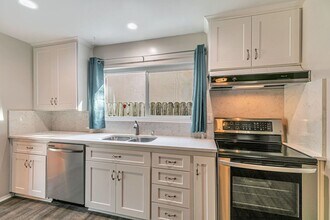 1538 Stockbridge Dr in San Jose, CA - Building Photo - Building Photo