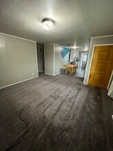 1148 Clifton St NE in Cedar Rapids, IA - Foto de edificio - Building Photo