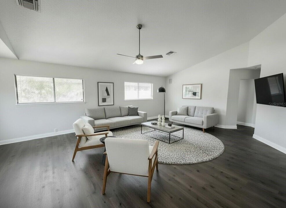 22750 Pickerel Cir in Boca Raton, FL - Building Photo