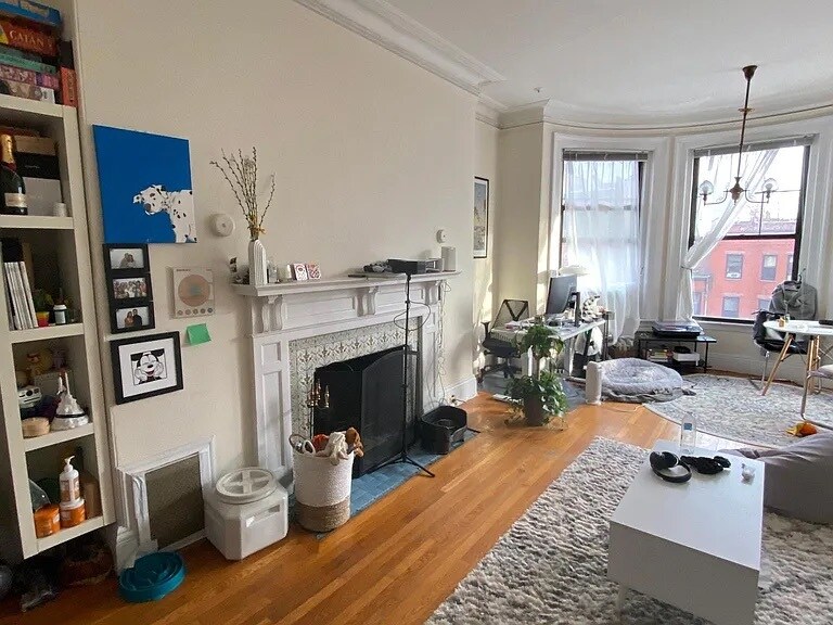 464 Beacon St, Unit 3F in Boston, MA - Foto de edificio