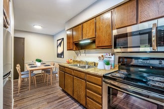 Jackman Grove in Toledo, OH - Foto de edificio - Building Photo