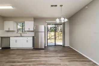4721 Naftis Ln in New Port Richey, FL - Building Photo - Building Photo