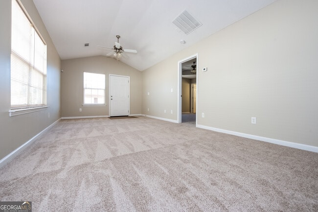 11942 Lovejoy Crossing Blvd in Hampton, GA - Building Photo - Building Photo