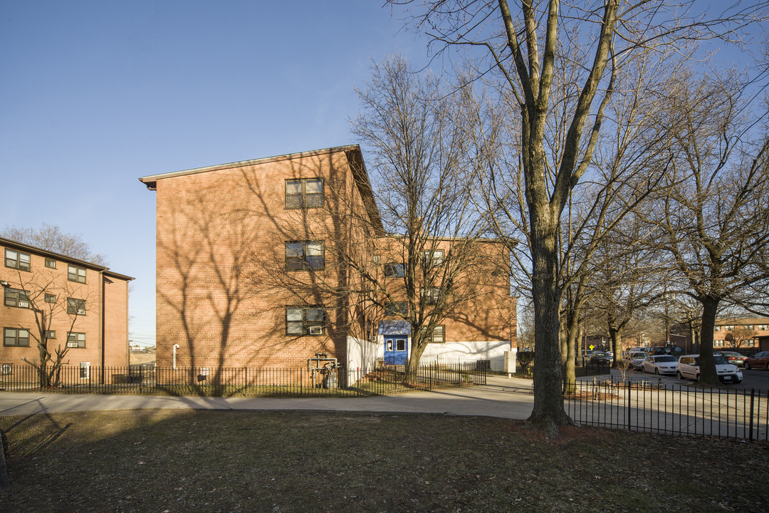 Kenilworth Parkside in Washington, DC - Building Photo