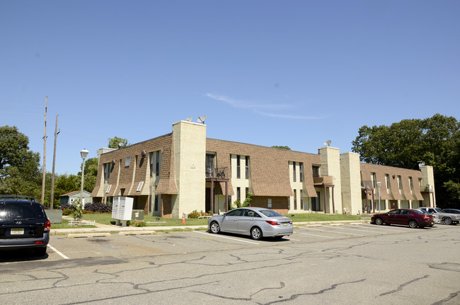 Cedar Grove Apartments