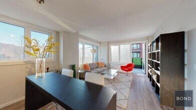 178-02 Hillside Ave. in Queens, NY - Building Photo - Building Photo