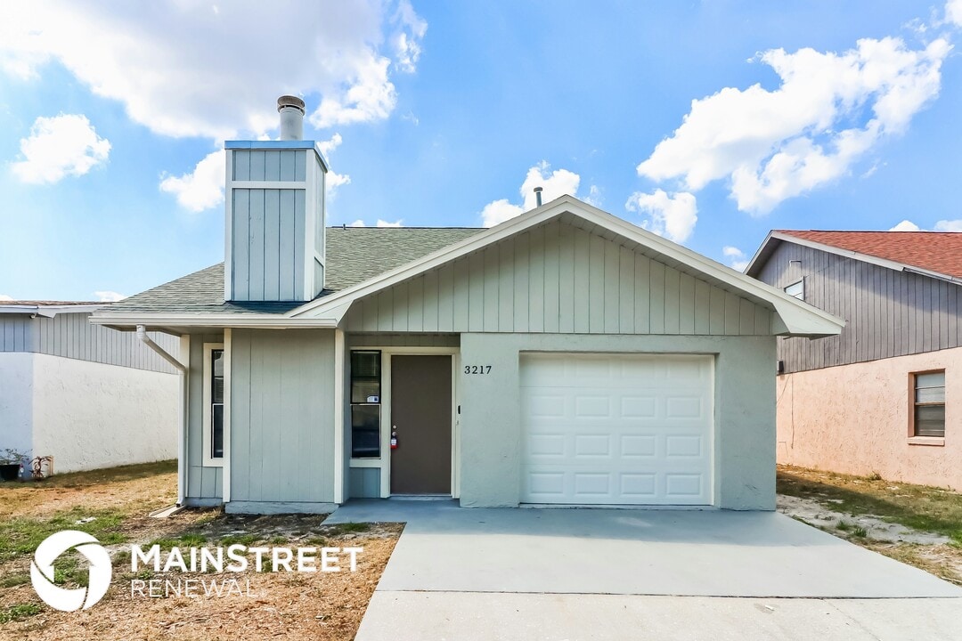 3217 Timberline Rd in Winter Haven, FL - Building Photo