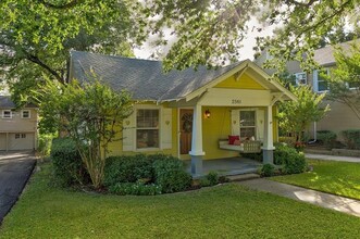 2561 Rogers Ave in Fort Worth, TX - Building Photo - Building Photo