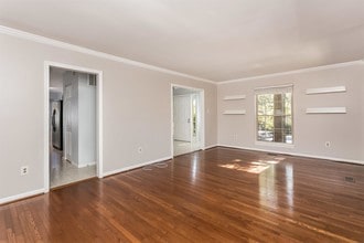 44 The Strand in Sparks Glencoe, MD - Building Photo - Building Photo