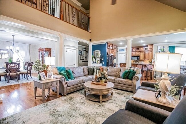 property at 1706 NW Autumn Ave