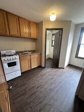 224 Madison St in Janesville, WI - Foto de edificio - Building Photo