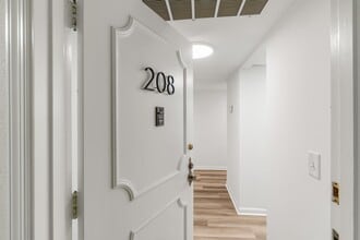 950 Ponce De Leon Rd in Boca Raton, FL - Building Photo - Building Photo