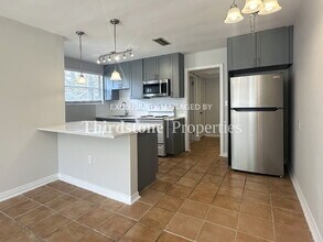 2855 Lydia St in Jacksonville, FL - Building Photo - Building Photo