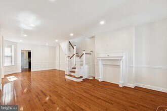2348 E Allegheny Ave in Philadelphia, PA - Building Photo - Building Photo