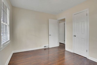 1619 Valencia Rd in Decatur, GA - Building Photo - Building Photo