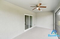 5038 Locke Ln in Lehigh Acres, FL - Foto de edificio - Building Photo