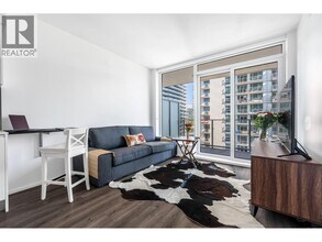 3888 Evergreen Pl in Burnaby, BC - Building Photo - Building Photo