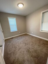618 McKinstry Ave in Chicopee, MA - Building Photo - Building Photo