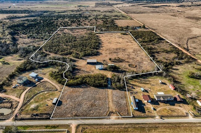 869 Witte Rd in Bellville, TX - Building Photo - Building Photo