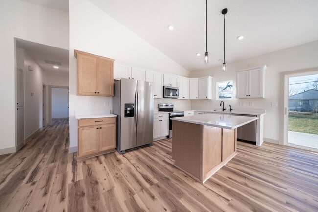 753 N Gilda St in Wichita, KS - Building Photo - Building Photo