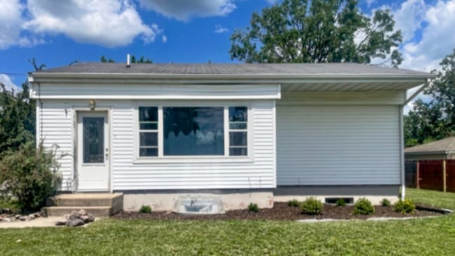 2600 Calihan Ave NE in Bemidji, MN - Foto de edificio - Building Photo